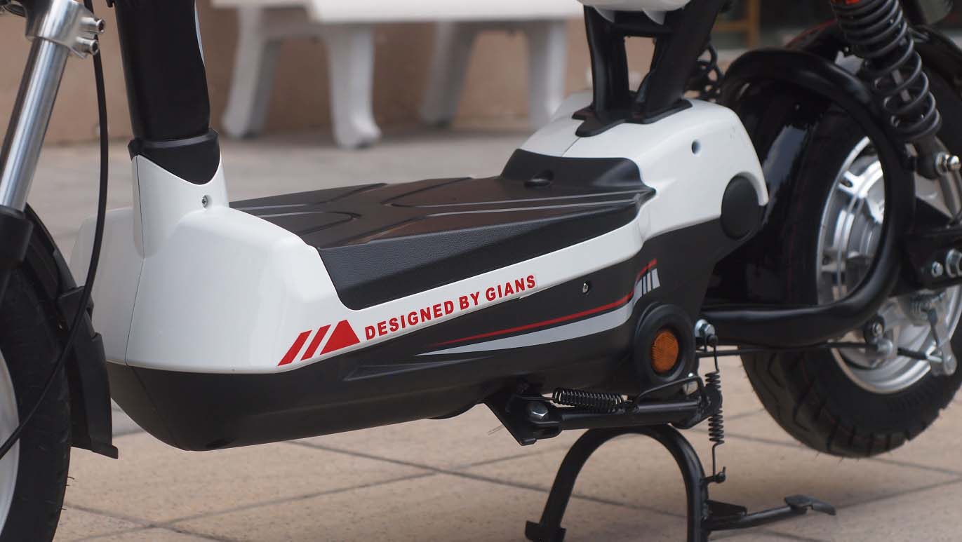 sàn để chân xe đạp điện M133 Aima DS