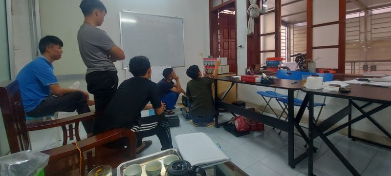 Học sửa xe điện vinfast klara a2